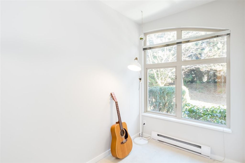 15 6th Ave, #135