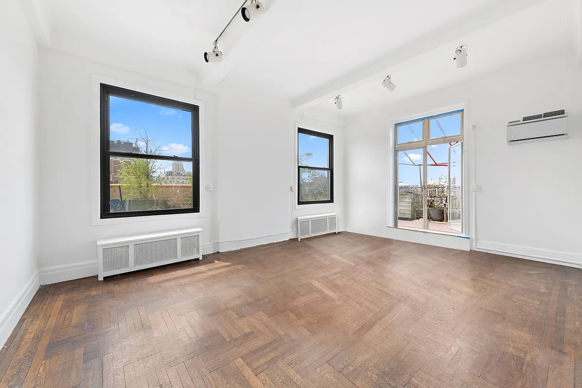 470 West End Avenue, Unit PHA