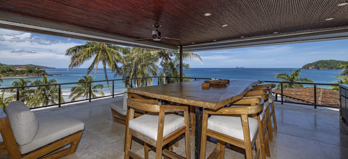 Casa Nautilus - Beachfront Playa Flamingo