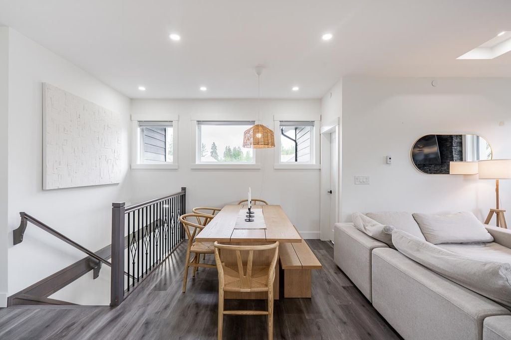 8830 Wooler Terr