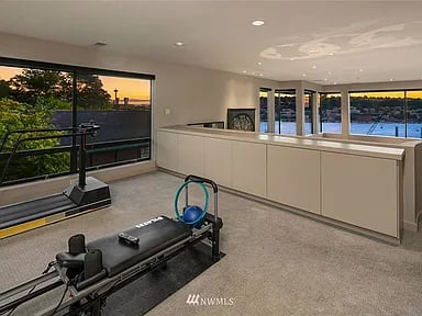 1118 Lakeview Blvd E APT 4