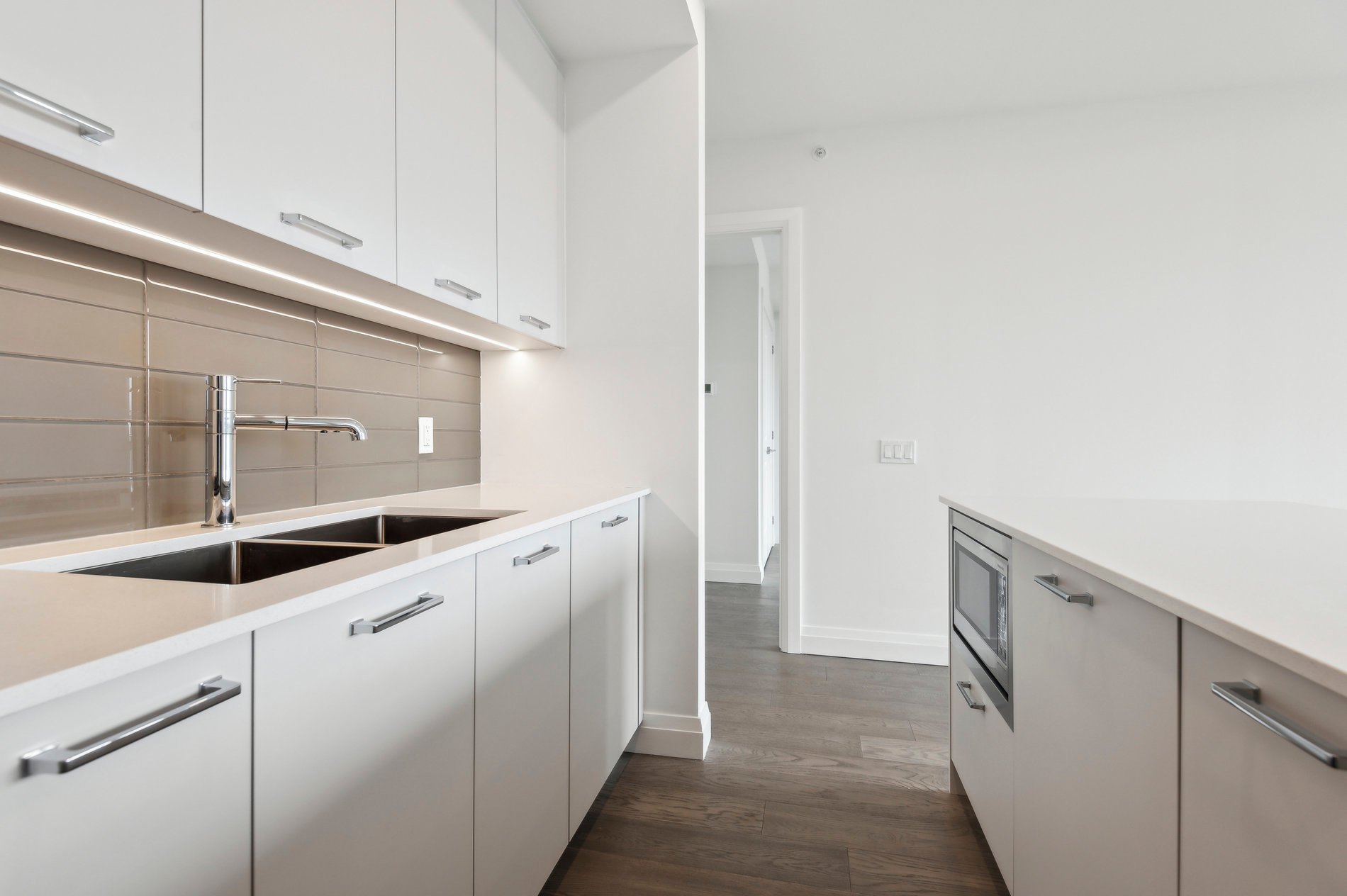 285 Avenue Road #601