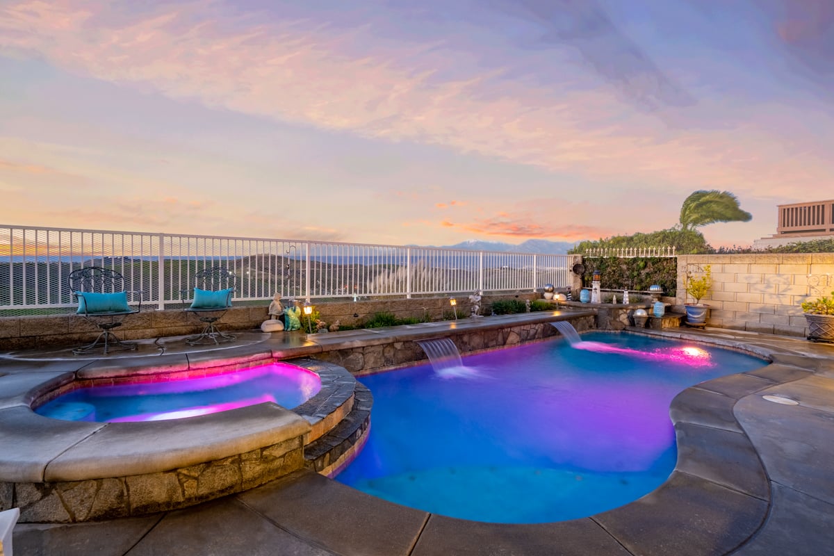 1562 Rancho Hills Drive