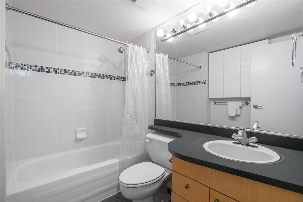 1009 Expo Blvd, #2009