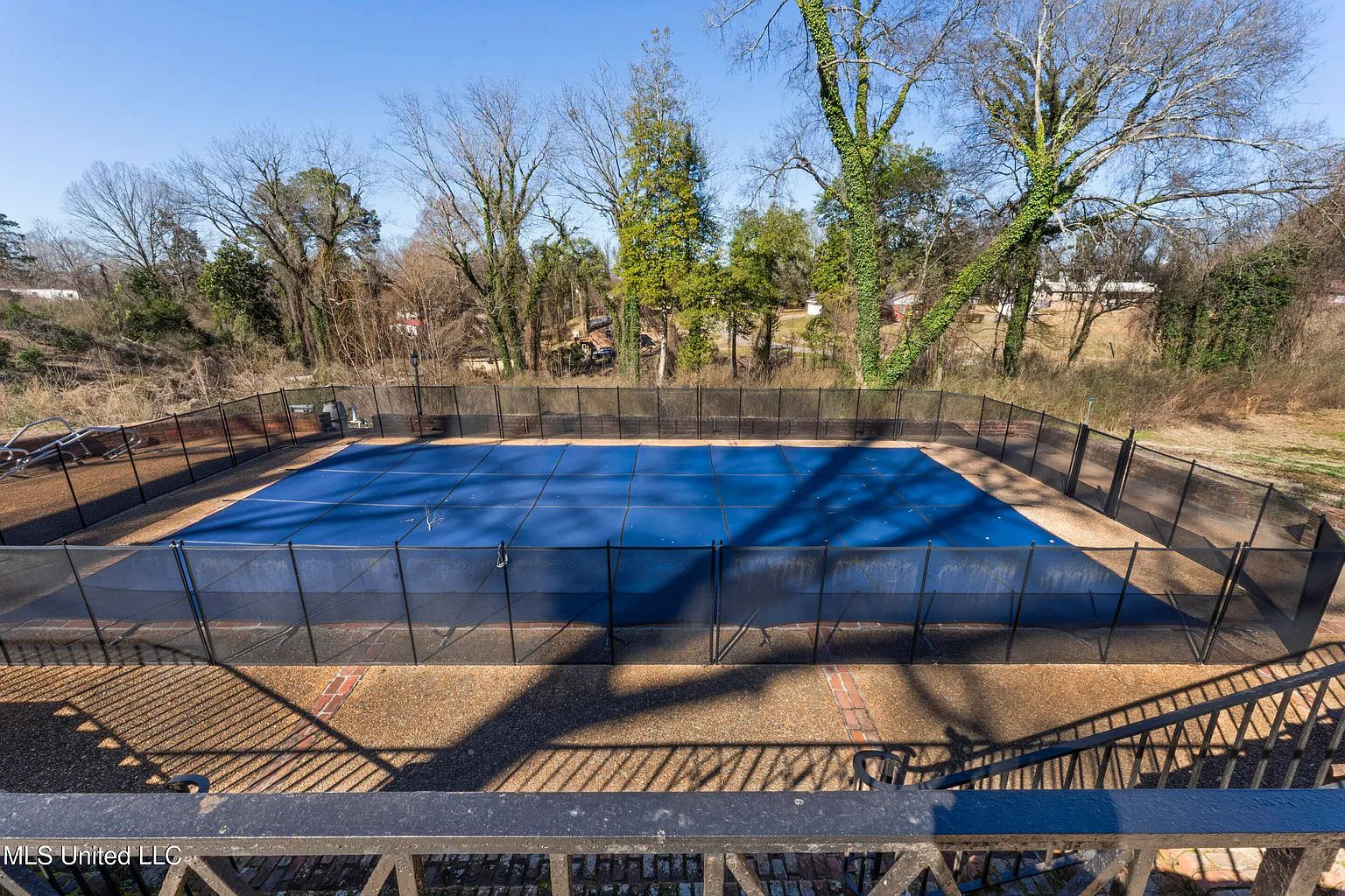 300 W Chulahoma Ave
