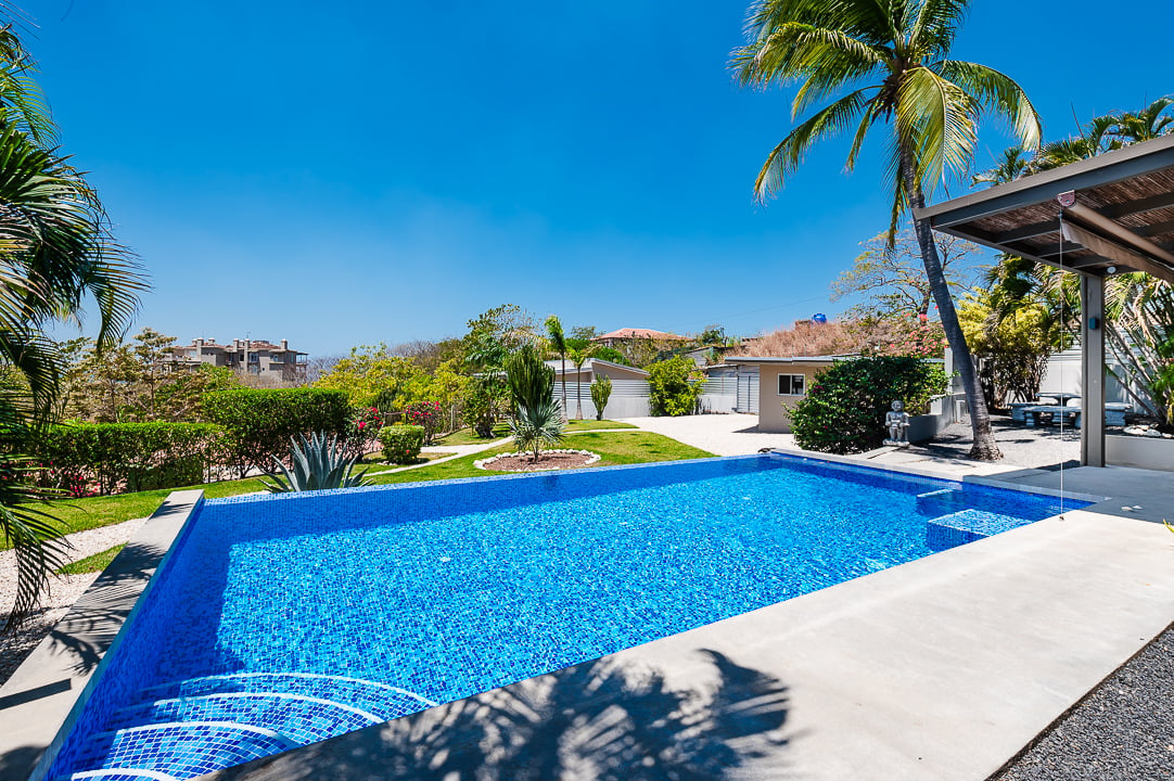 Casa Amani | Walking Distance to the Beach and Downtown Tamarindo!