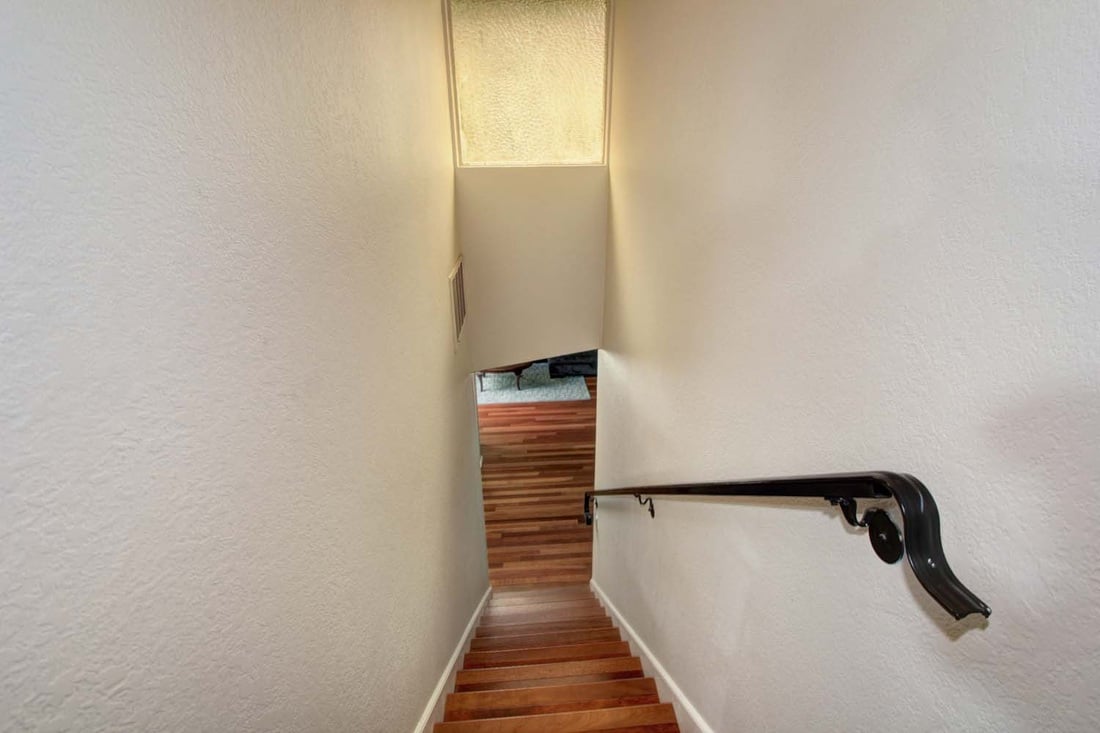 Gorgeous New Listing in 95821! 