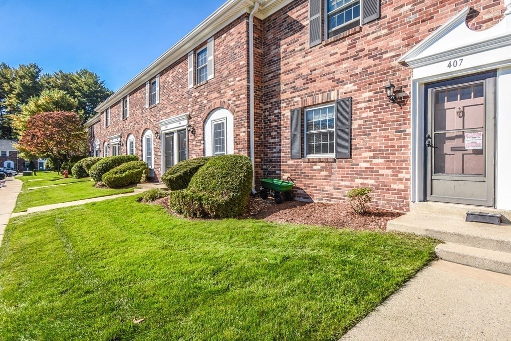 407 Windsor Dr, #407