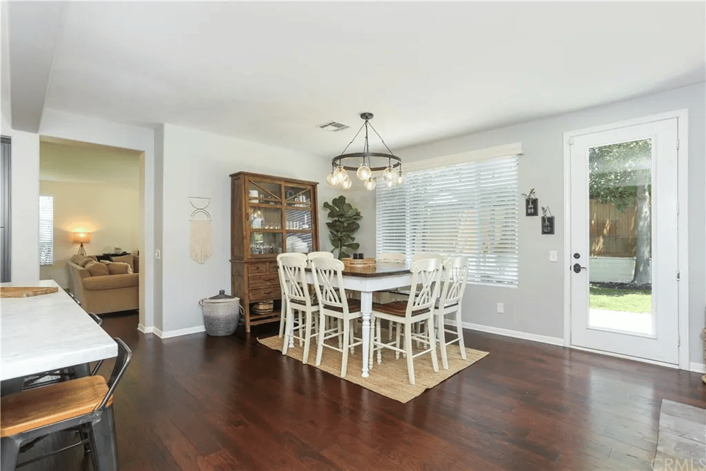 53 Southern Hills Dr