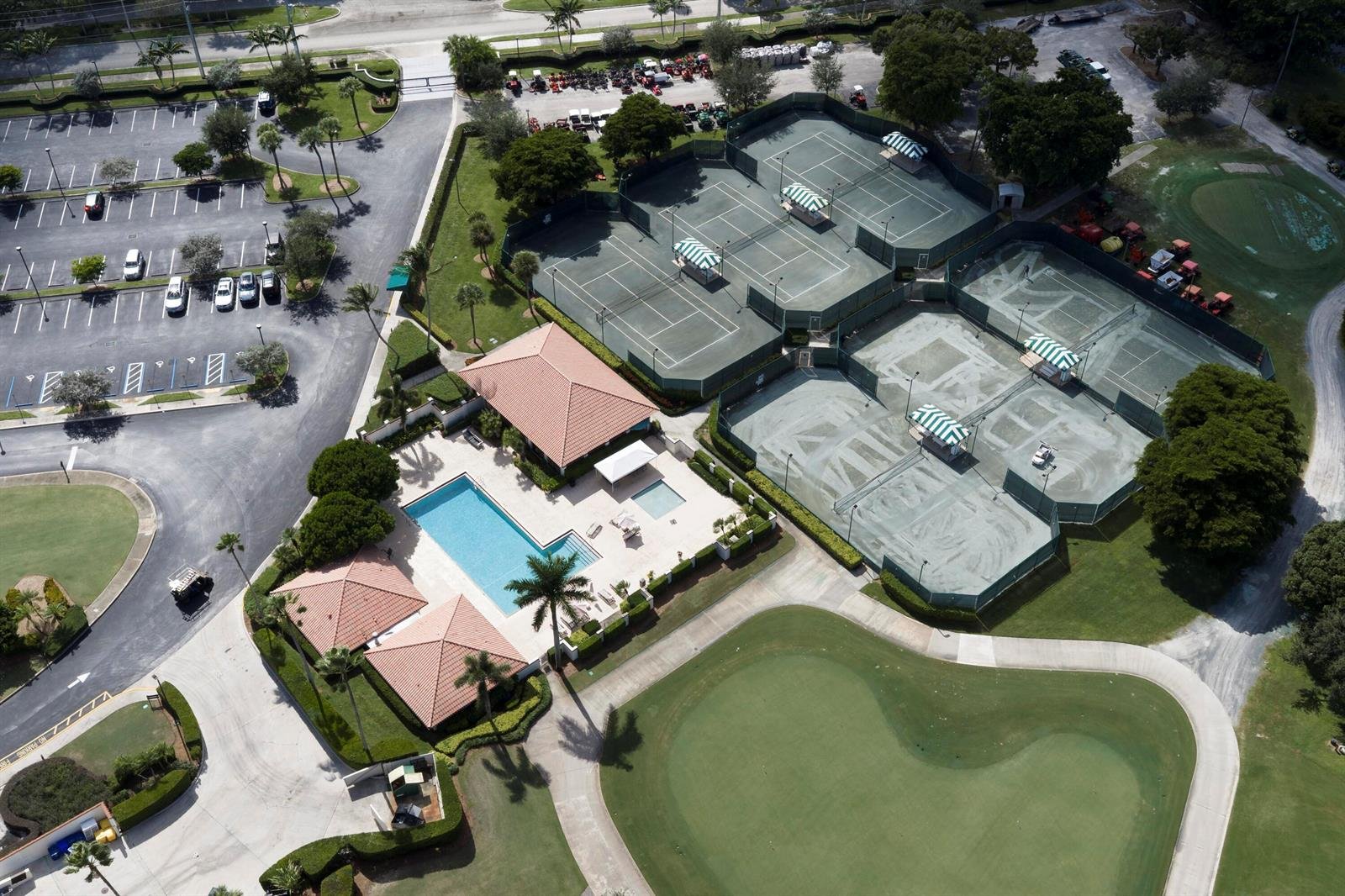 2557 Seminole Circle