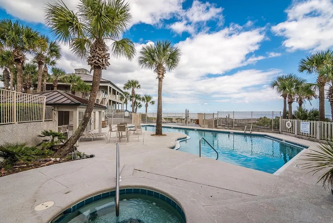 186 Sea Hammock Way