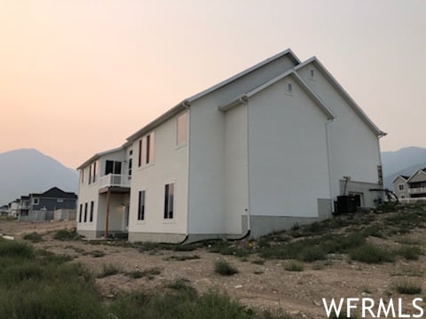 284 W Whitney Way Lane - Hernandez