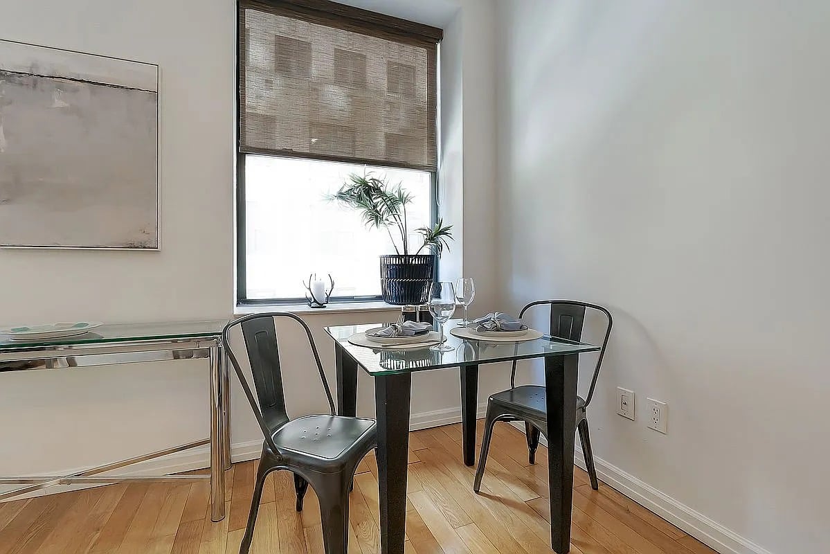 99 John St APT 425