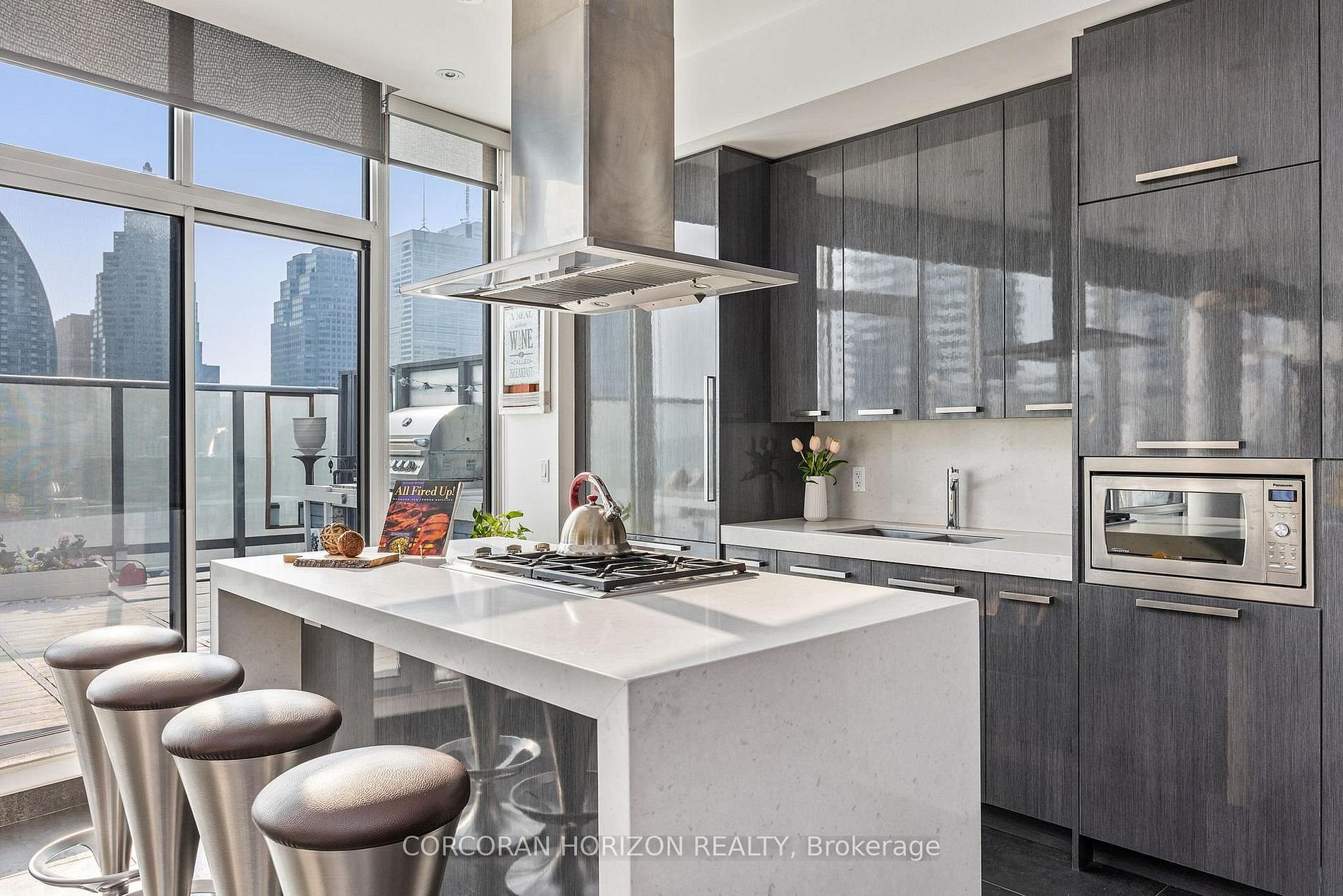 PENTHOUSE WITH THE PERFECT VIEWS