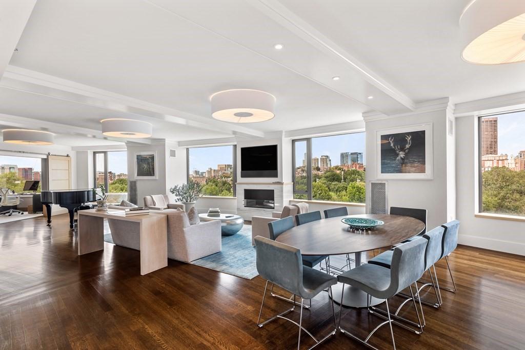 220 Boylston Unit: 9001/9003