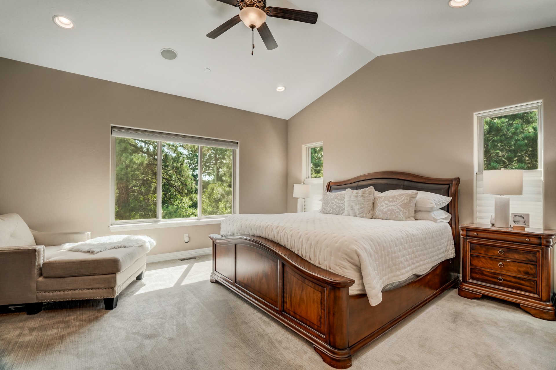429 Stone Cottage Grove