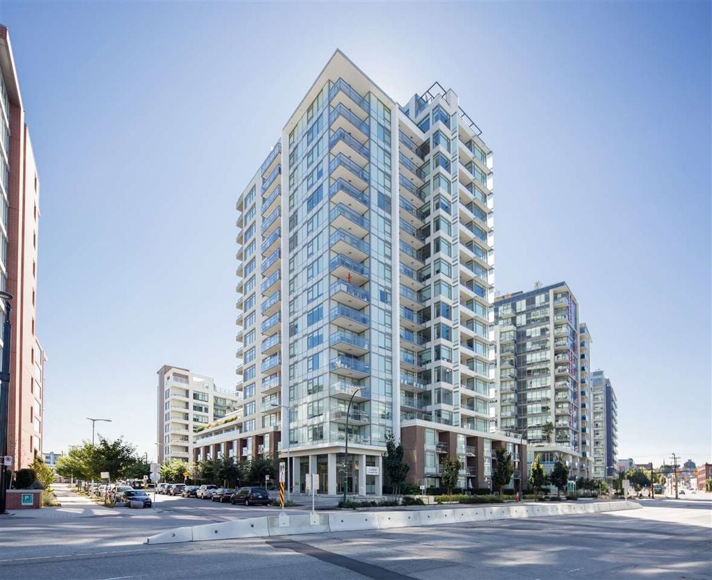 110 Switchmen St, #902