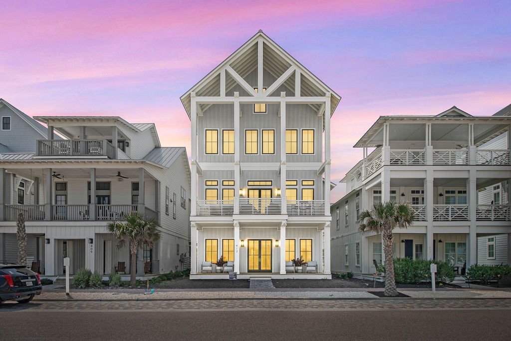 Coastline Drive - Custom Residence 