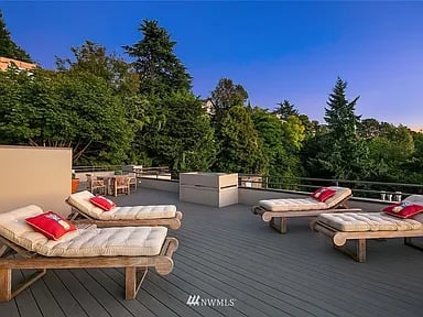 1118 Lakeview Blvd E APT 4