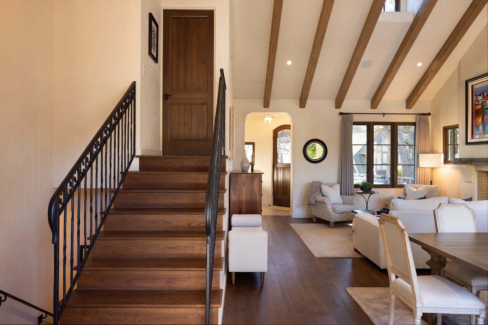 Charming Cottage on Carmel Point