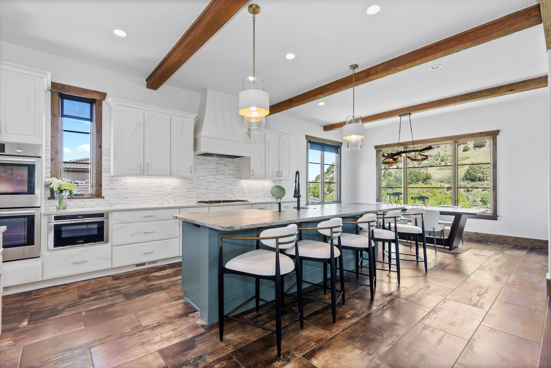 8278 Raphael Lane