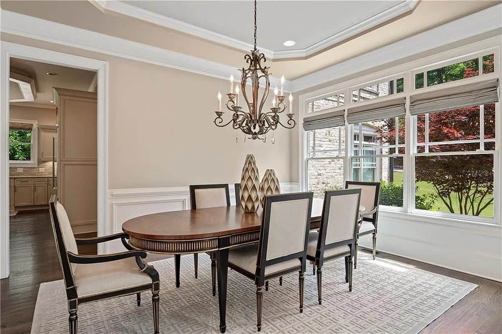 1555 Northcliff Trce