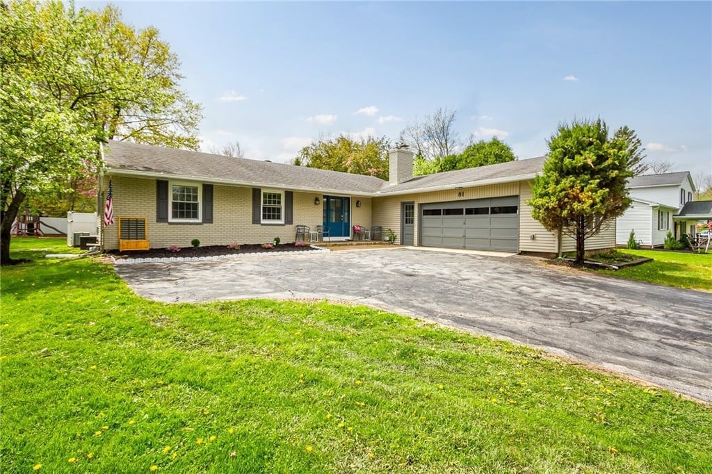 81 Deerfield Dr