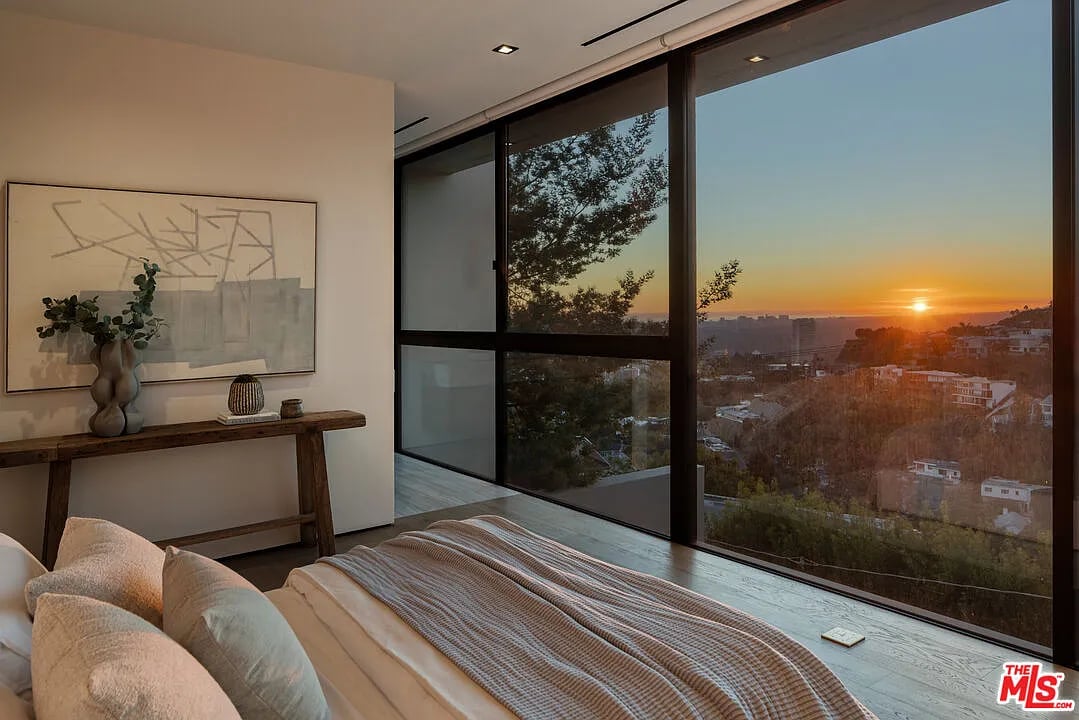 Hollywood Blvd Tennis Estate