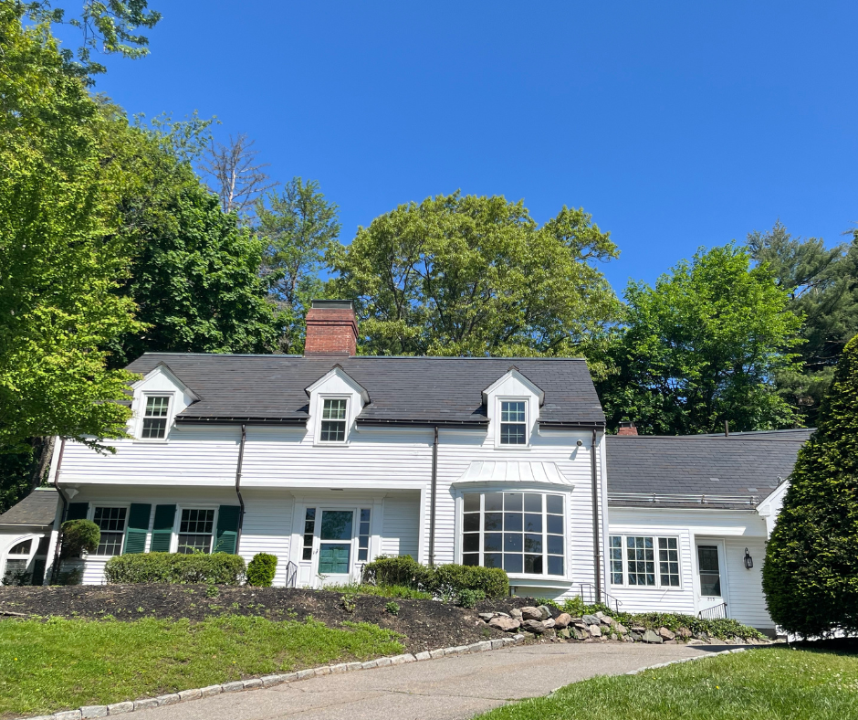 215 Chestnut Hill Rd