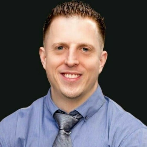 Derik Palmieri Hoboken, NJ Real Estate Agent Headshot