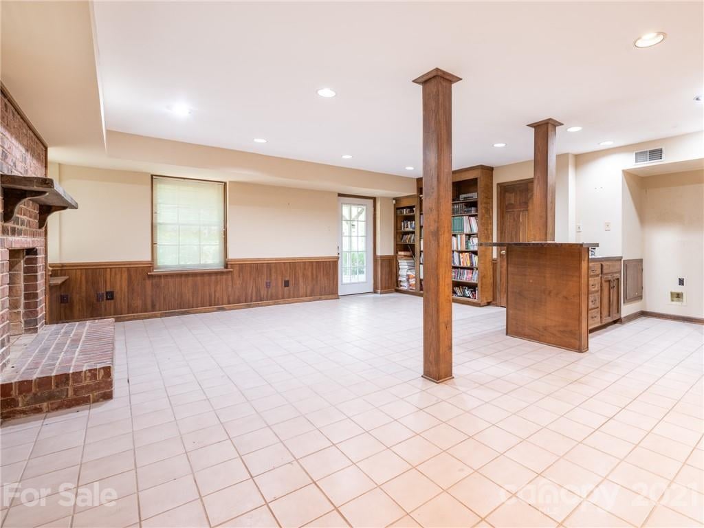 1791 Silverwood Dr