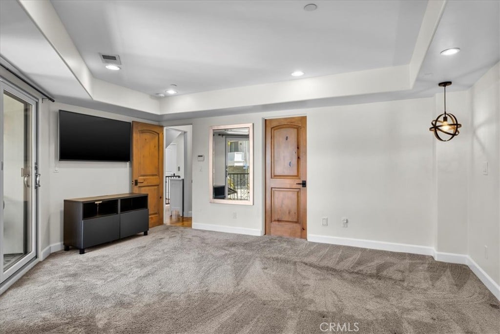 1126 Laurel Ave