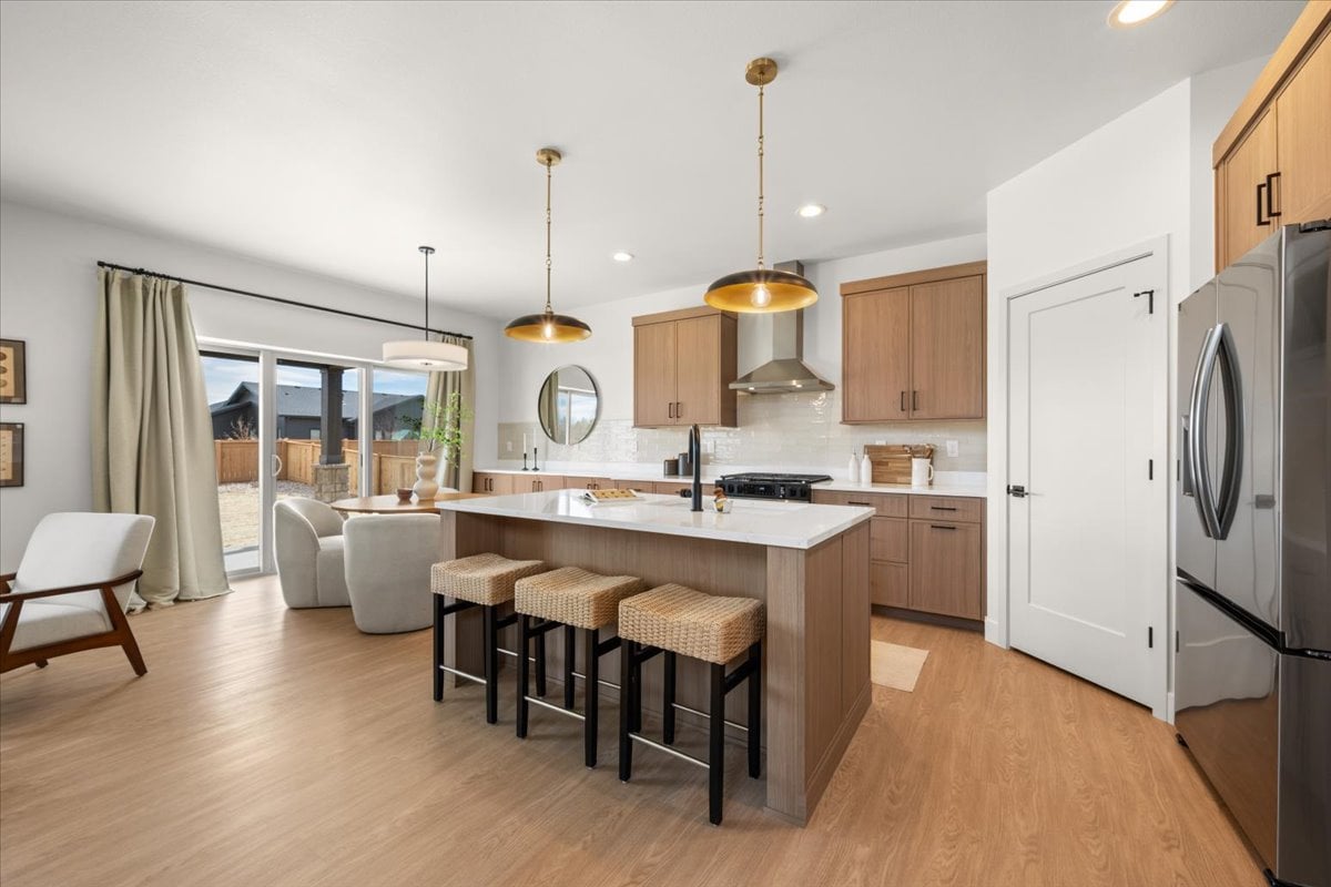 15 Snowcap Dr Windsor