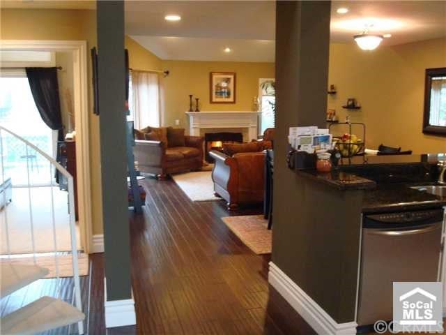 7282 Yellowtail Dr #203