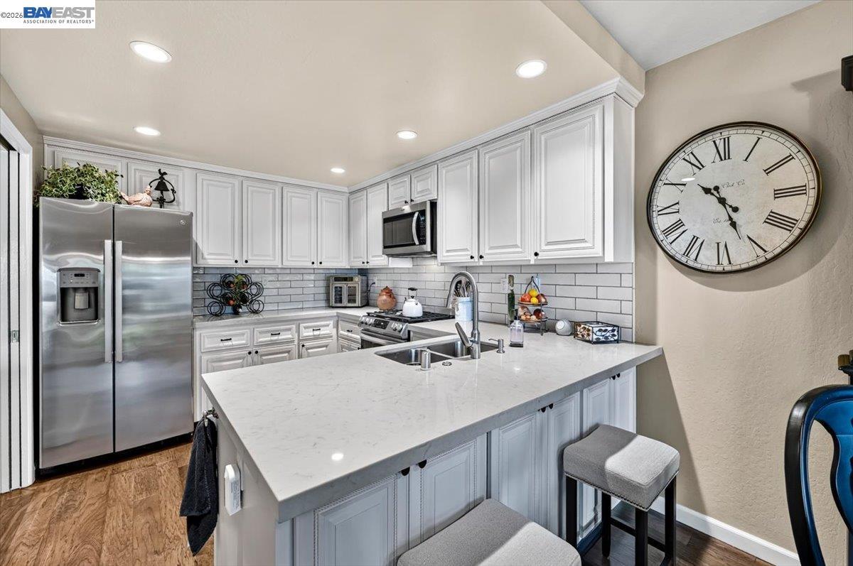 525 Silver Oak Ln