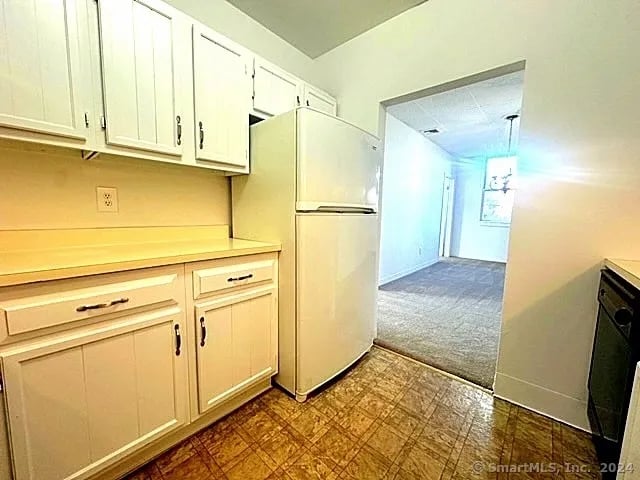 384 Howe Avenue APT 3B