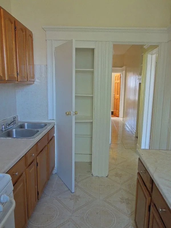 1211 Nostrand Avenue 2F