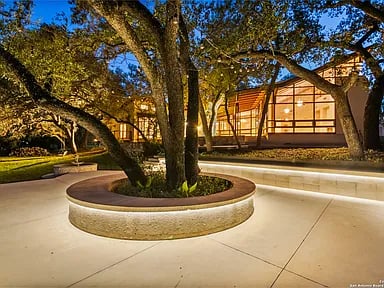 5620 Mount Helen