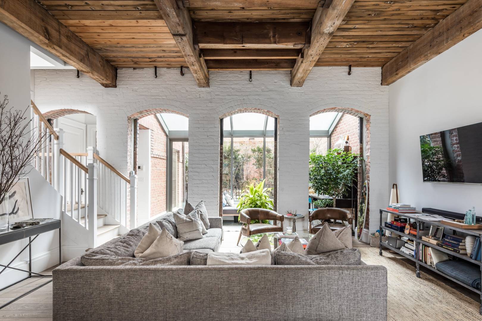Designer's Own Luxury Retreat at Watchcase