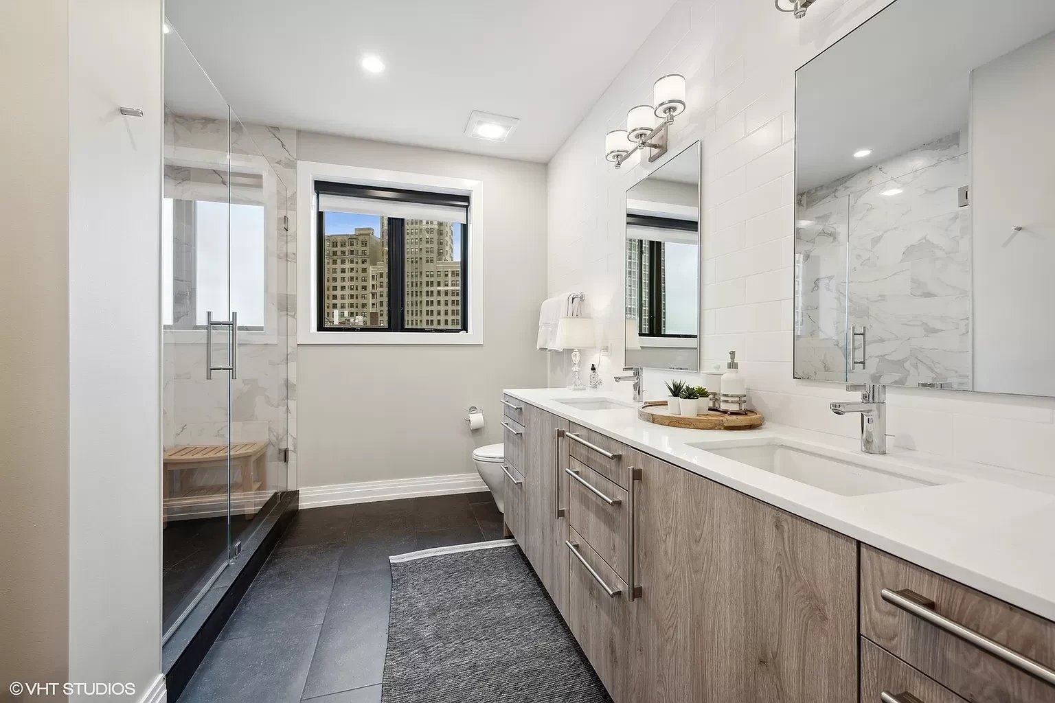 445 W Arlington, Unit 4W