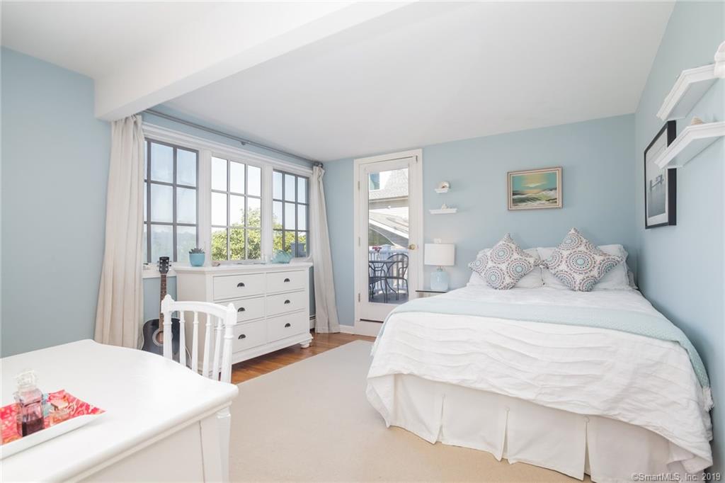 32 Nearwater Rd