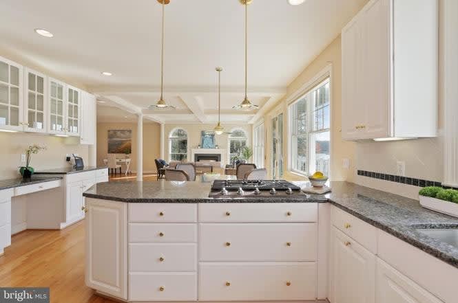 2549 Carrollton Rd