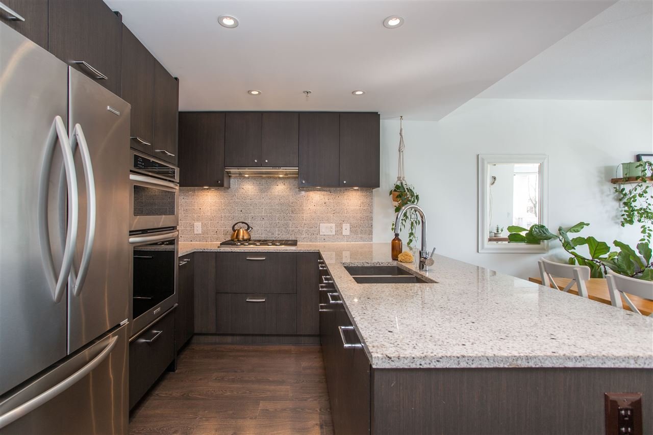210-150 W 15th St
