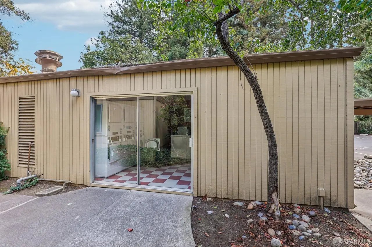 505 Cypress Point Dr, #40