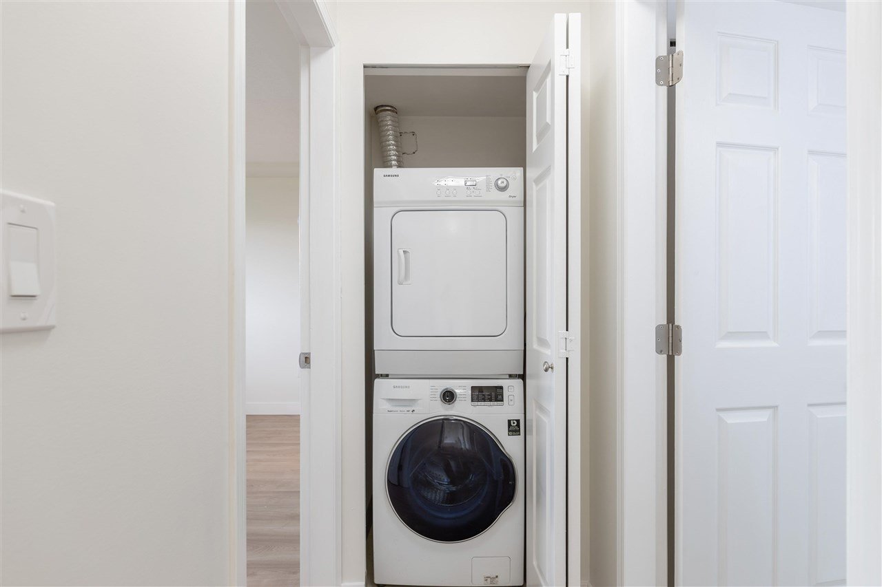 B401-4821 53 St