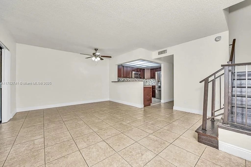 9050 NW 28th St Apt 114