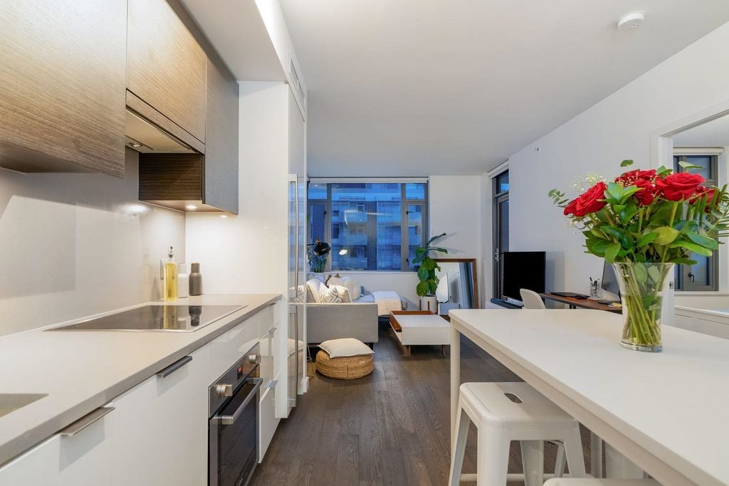 1678 Pullman Porter St, #301
