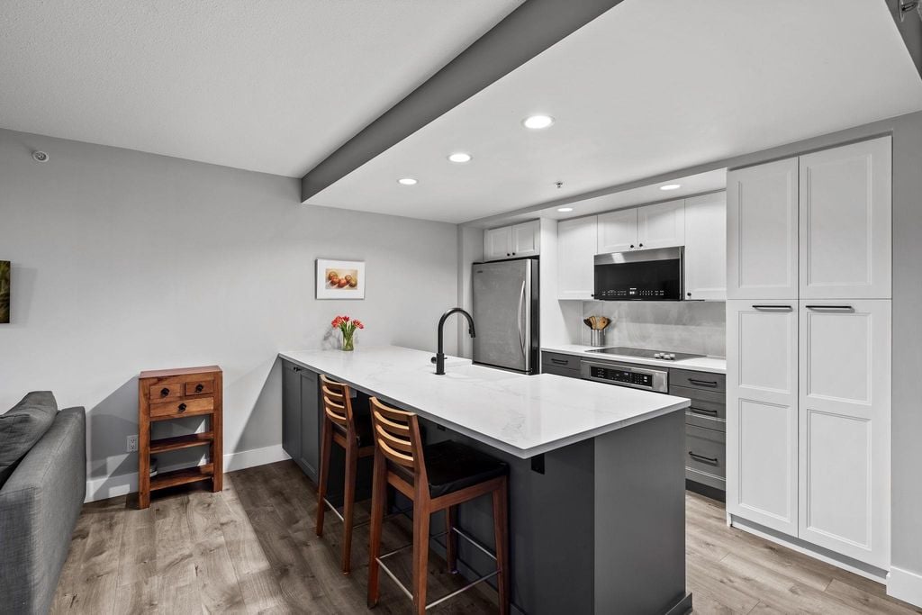 1255 Seymour St, #1803