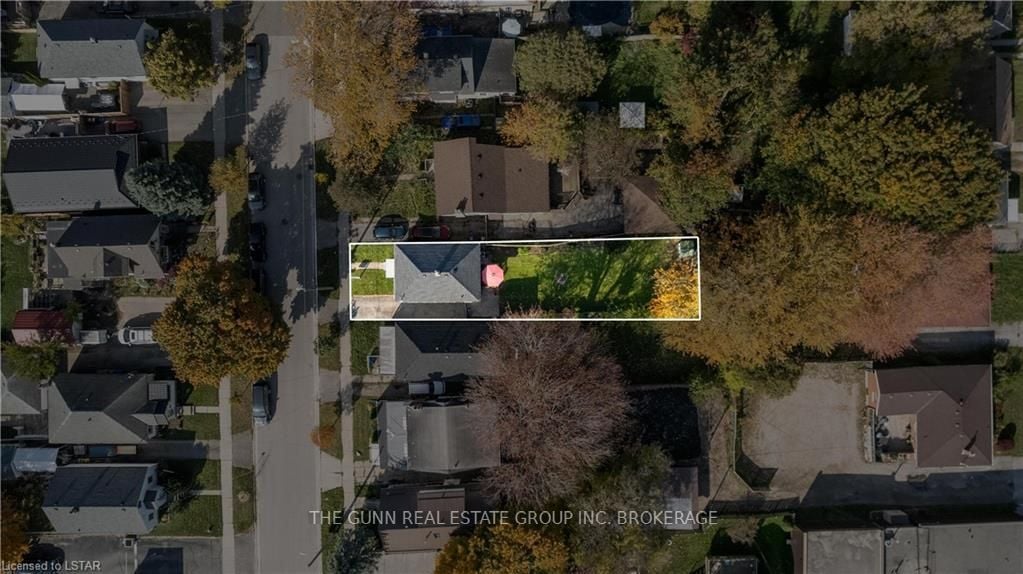 16 Linwood St