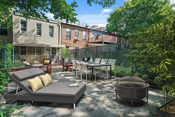 260 MacDougal Street